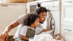 How to Choose the Best Eco-Friendly Laundry Detergents